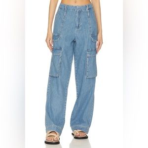 Relaxed Straight Cargo - NWT - 28